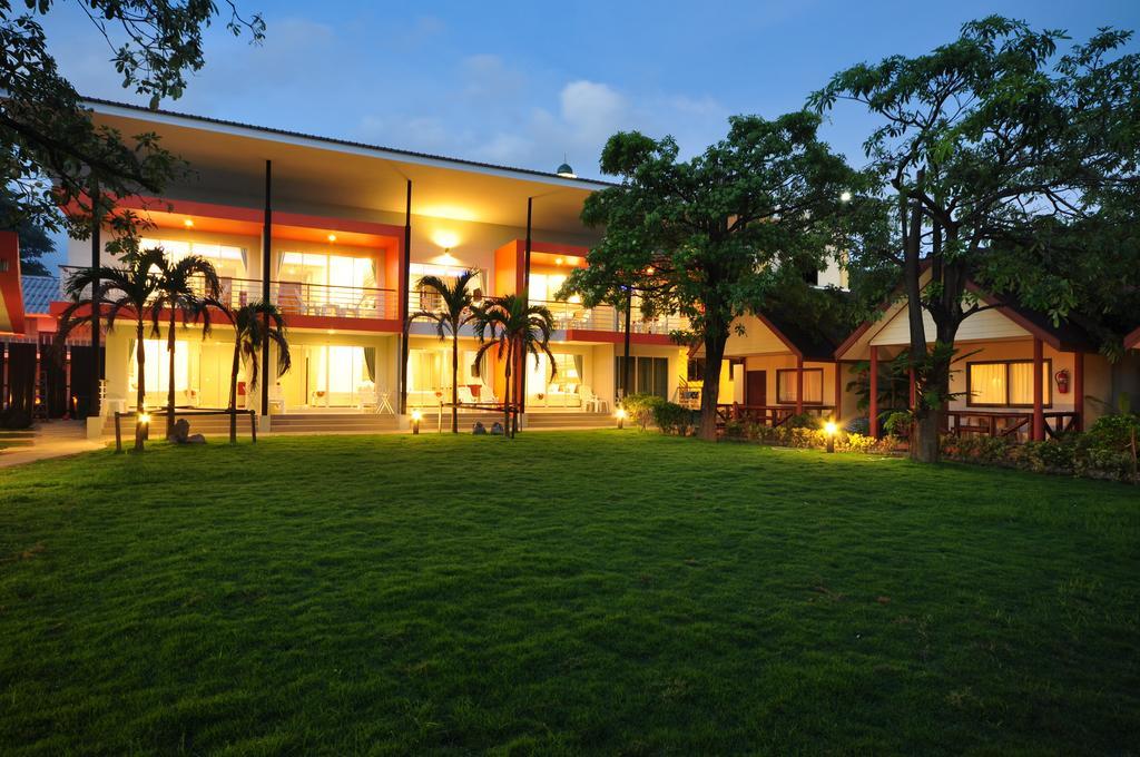 Phi Phi Rimlay Resort Экстерьер фото
