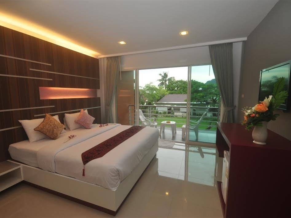 Phi Phi Rimlay Resort Экстерьер фото